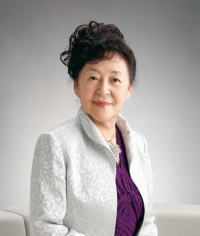 公益財団法人　大塚芳満記念財団 　理事長　大塚道子